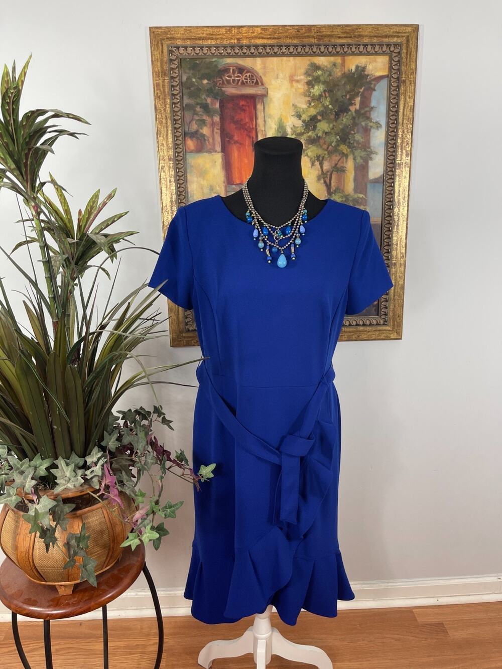 Calvin Klein Sheath Dress Women's 12 Royal Blue Ruffle Hem Cocktail Chic Elegant